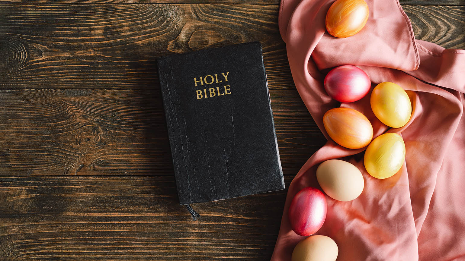 20 Easter Bible Verses to Celebrate and Reflect