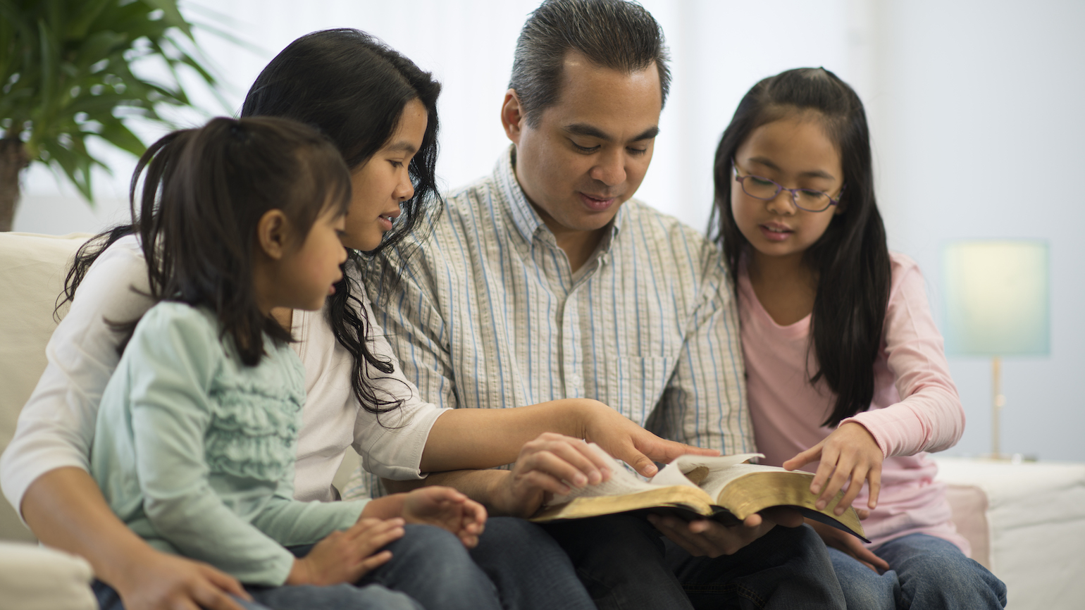 8 Meaningful Ways to Observe Lent with Your Family