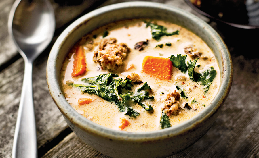 Spicy Sausage Kale Bean Soup