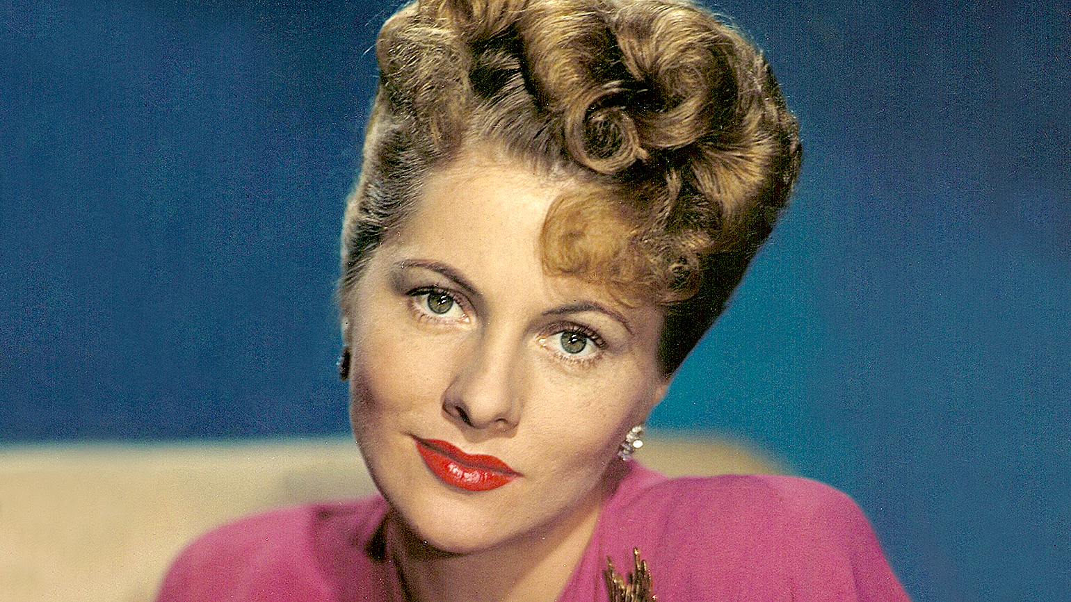 Guideposts Classics: Joan Fontaine on Finding a Church Home