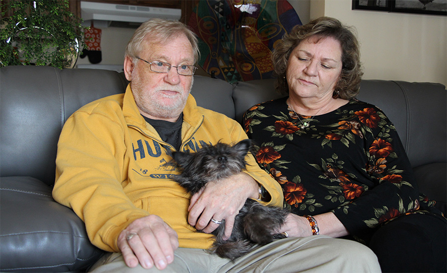 Managing Early-Onset Alzheimer’s Challenges Couple