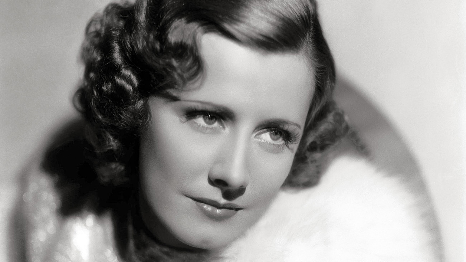 Guideposts Classics: Irene Dunne on Her Faith Journey