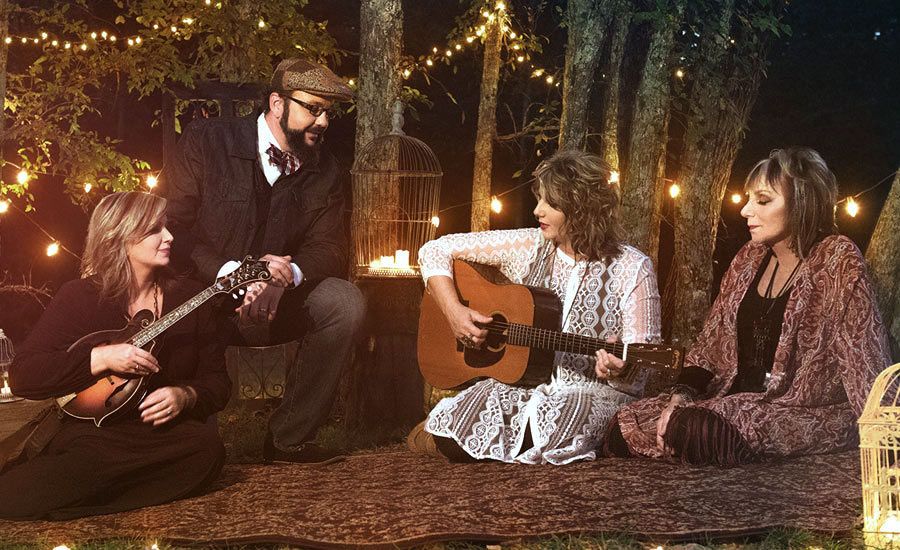 Sonya Isaacs’ New Family Album Helped Her Heal After A Stillbirth