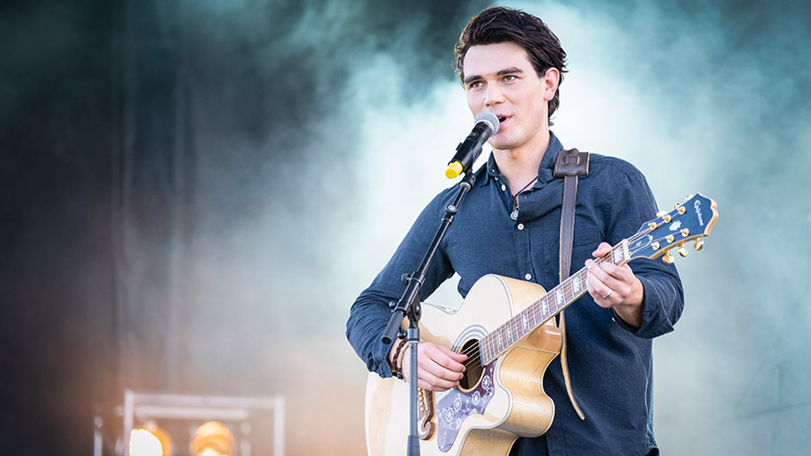 The Real Love Story Behind the Movie ‘I Still Believe’