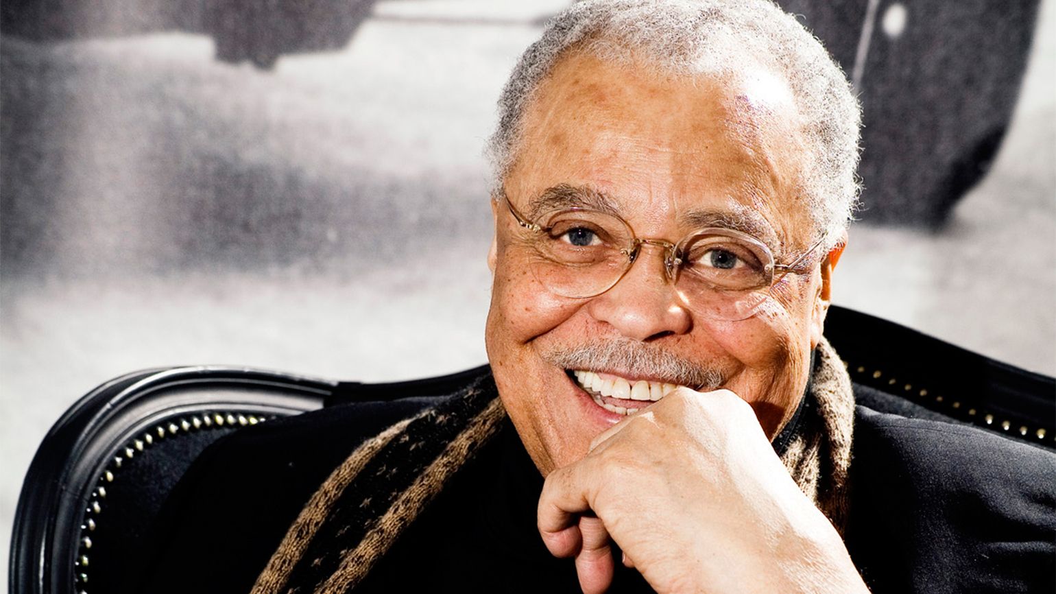 Guideposts Classics: James Earl Jones on the Importance of Mentoring