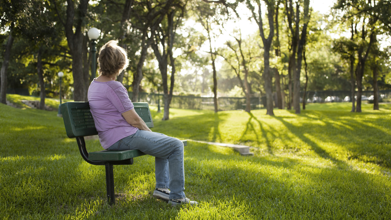 3 Healthy Ways to Miss Someone