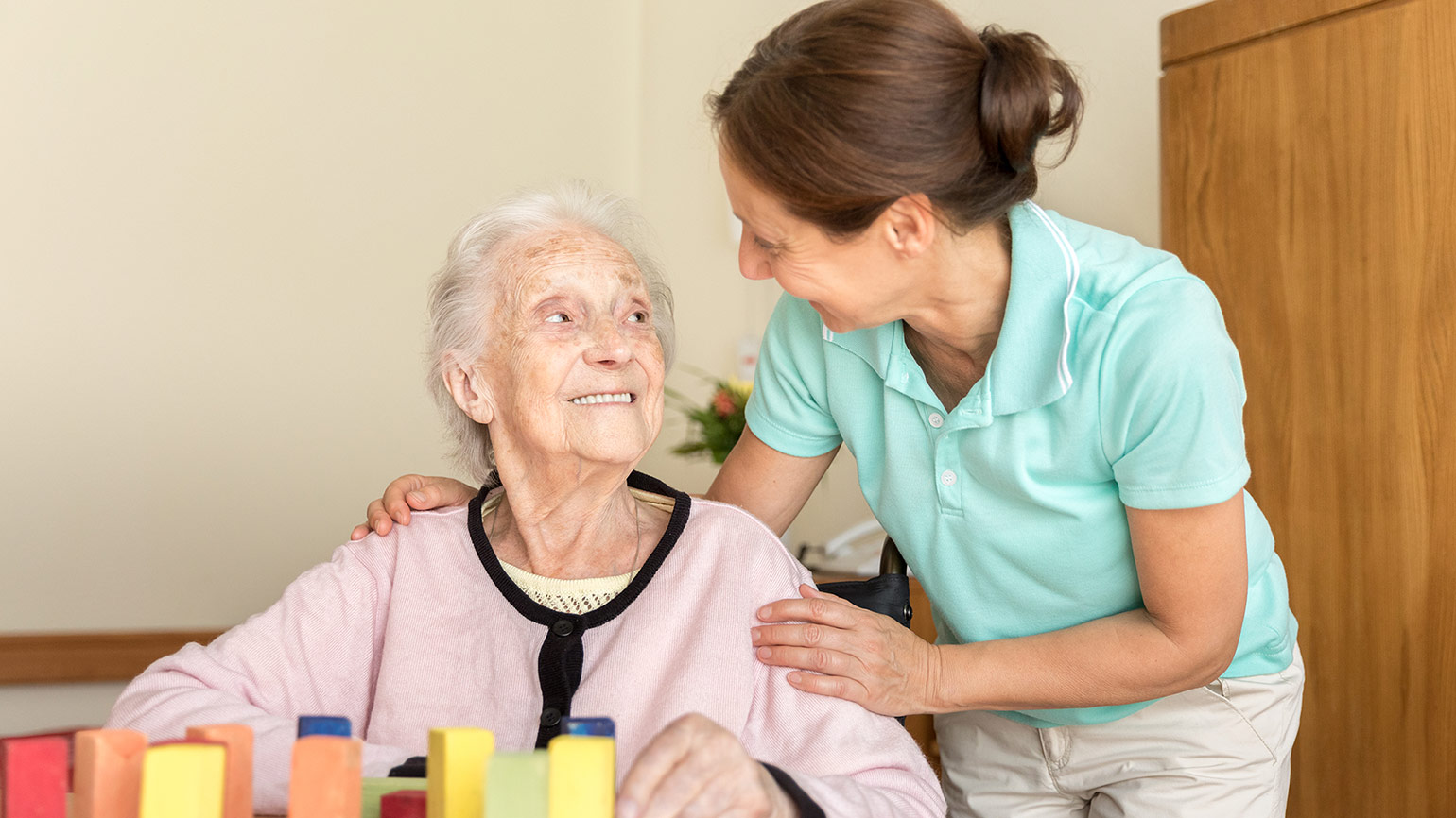 5 Benefits of Being a Professional Caregiver