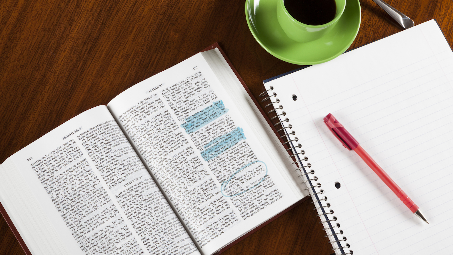 7 Reasons to Write in Your Bible